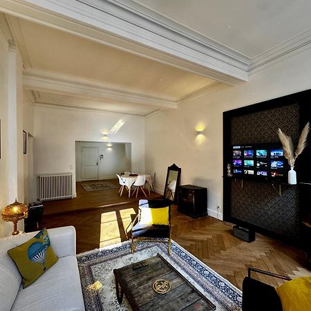 Dame Carcas Apartment การ์กาซอน ภายนอก รูปภาพ