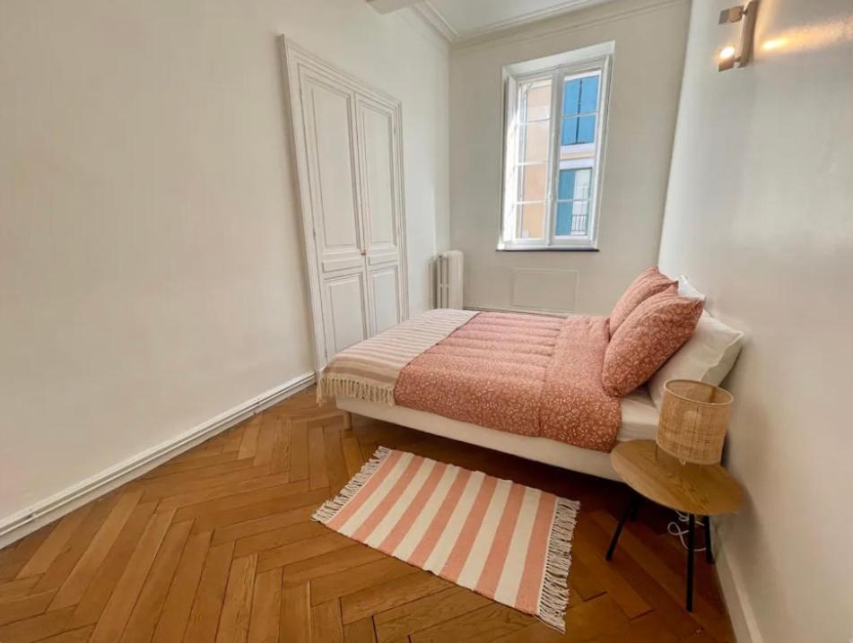 Dame Carcas Apartment การ์กาซอน ภายนอก รูปภาพ