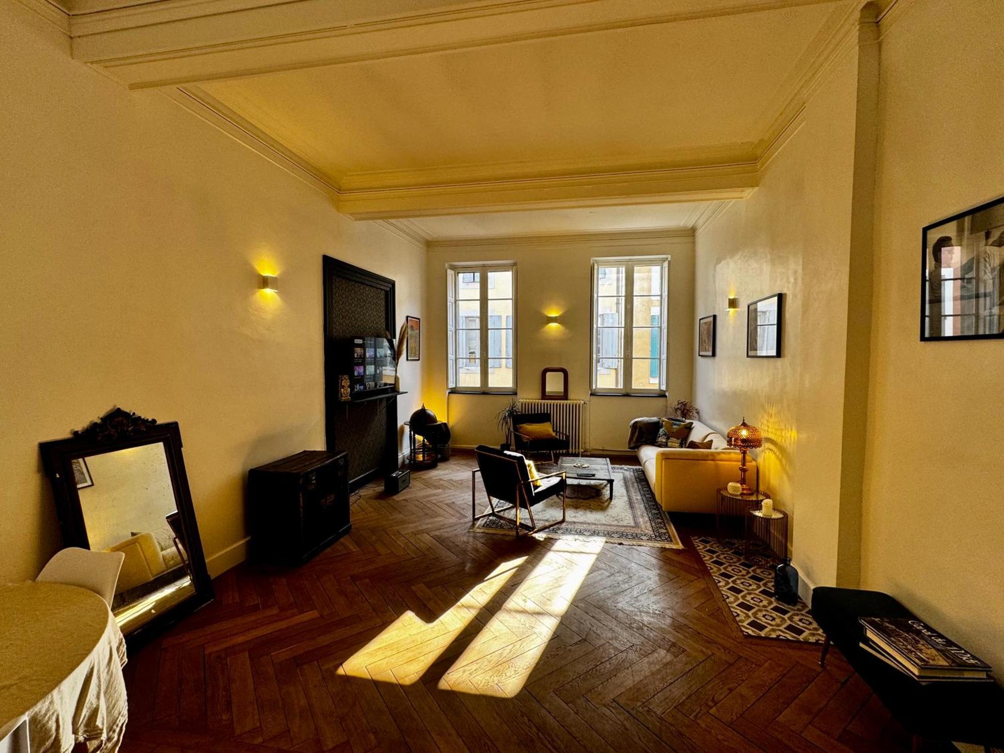 Dame Carcas Apartment การ์กาซอน ภายนอก รูปภาพ